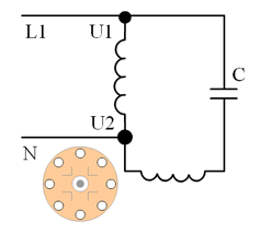 Zapojení hlavního a pomocného vinutí s kondenzátorem C